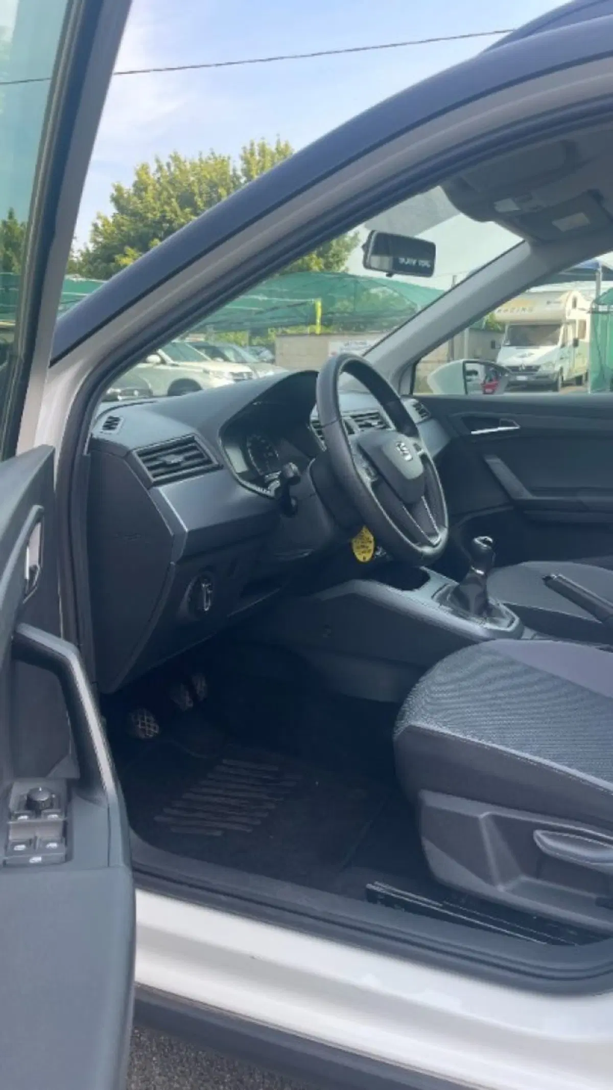 SEAT Arona usata a Novara (10)