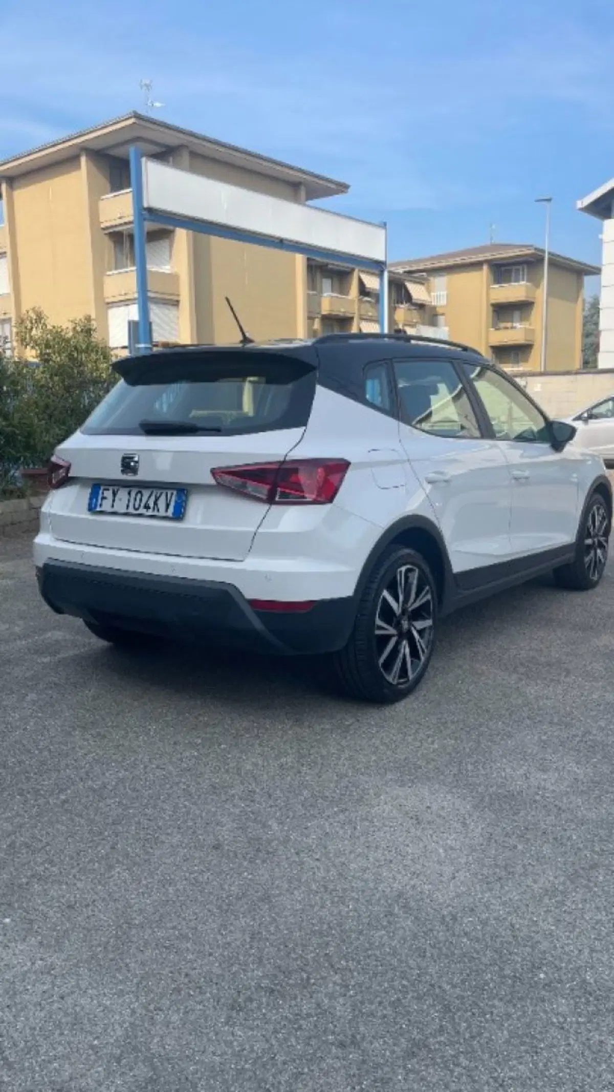 SEAT Arona usata a Novara (6)