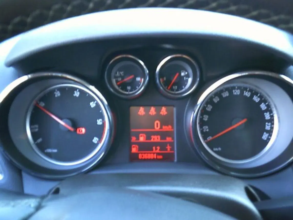 Opel Mokka usata a Novara (7)