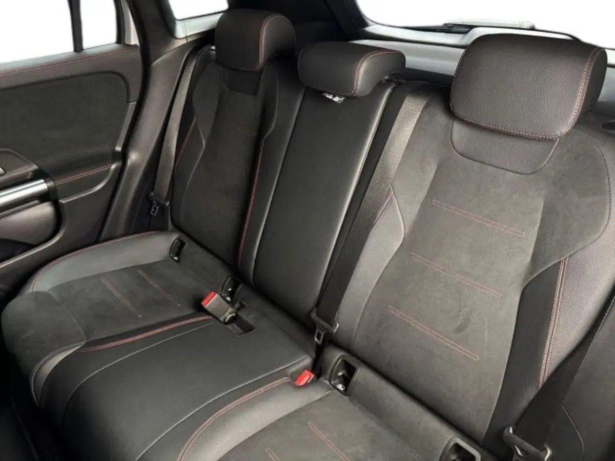 Mercedes-Benz GLA SUV usata a Bologna (16)