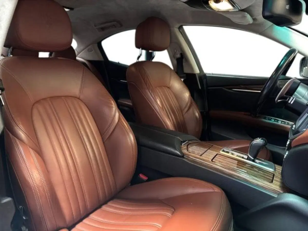 Maserati Ghibli usata a Bologna (16)