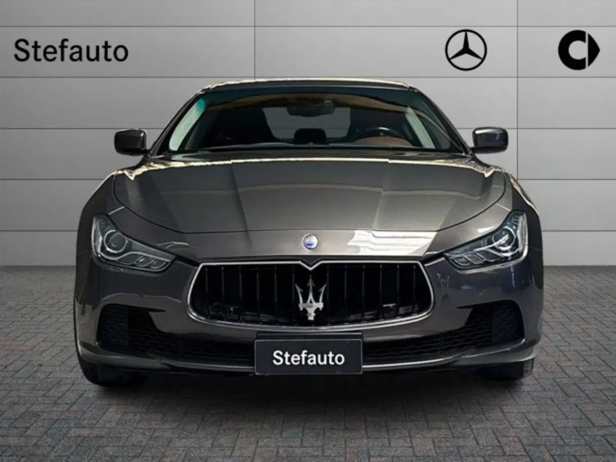 Maserati Ghibli usata a Bologna (4)