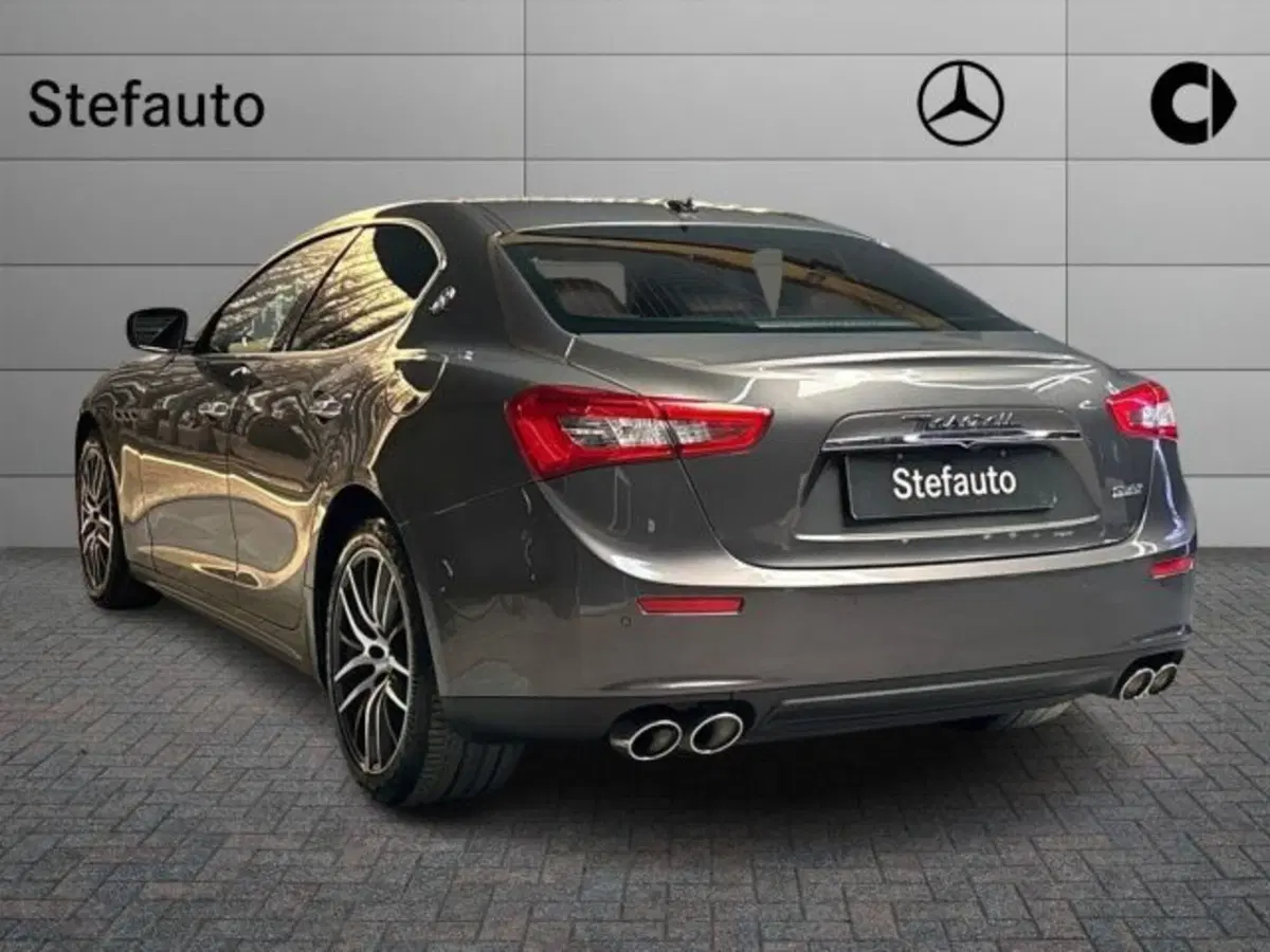 Maserati Ghibli usata a Bologna (5)