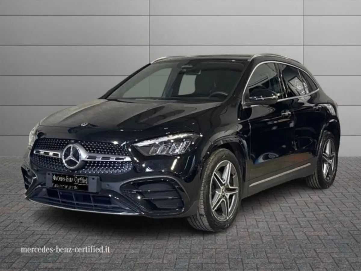 Mercedes-Benz GLA SUV usata a Bologna