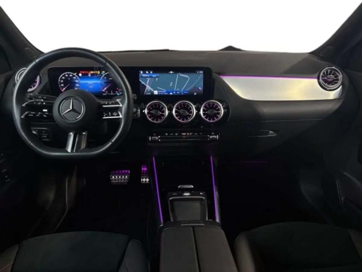Mercedes-Benz GLA SUV usata a Bologna (9)