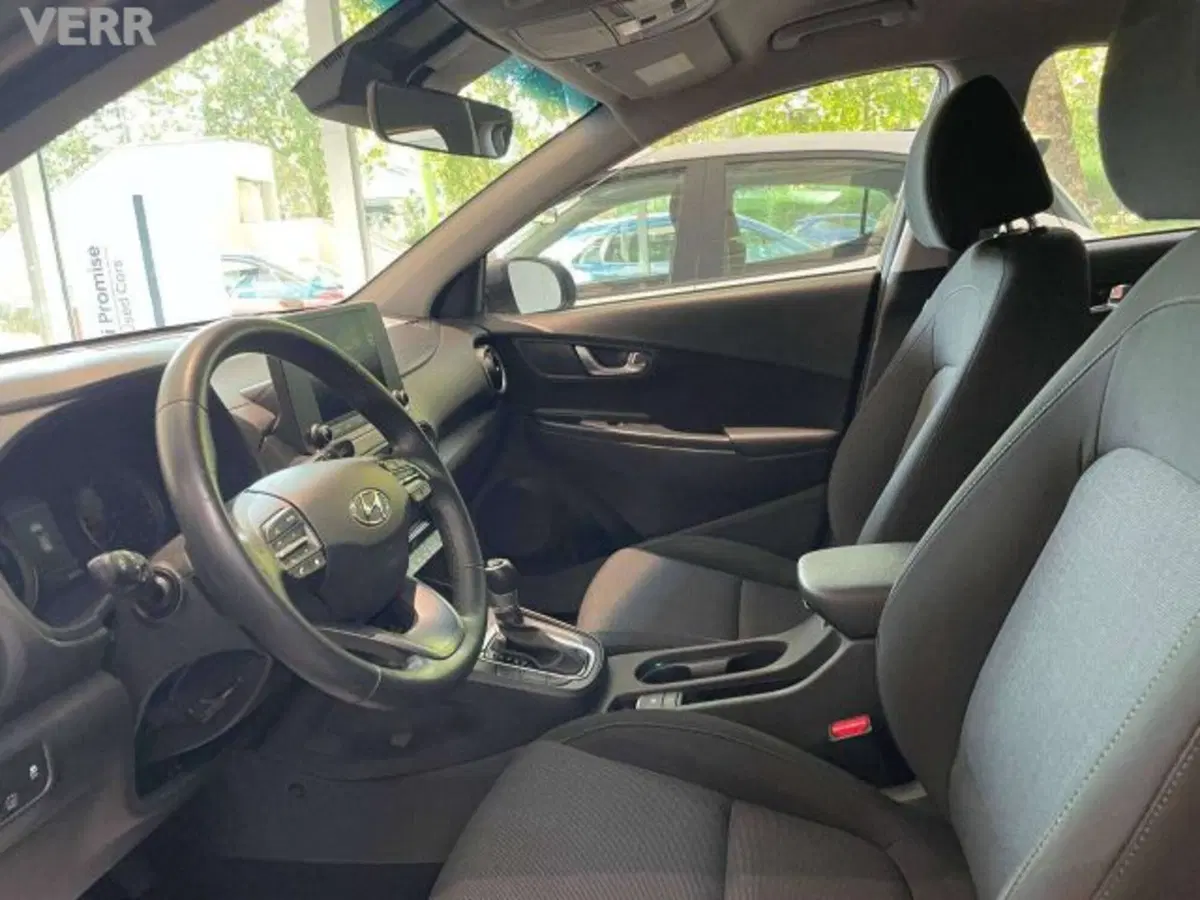 Hyundai Kona usata a Milano (10)
