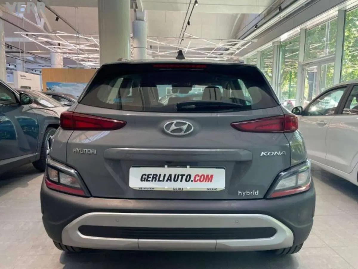 Hyundai Kona usata a Milano (4)