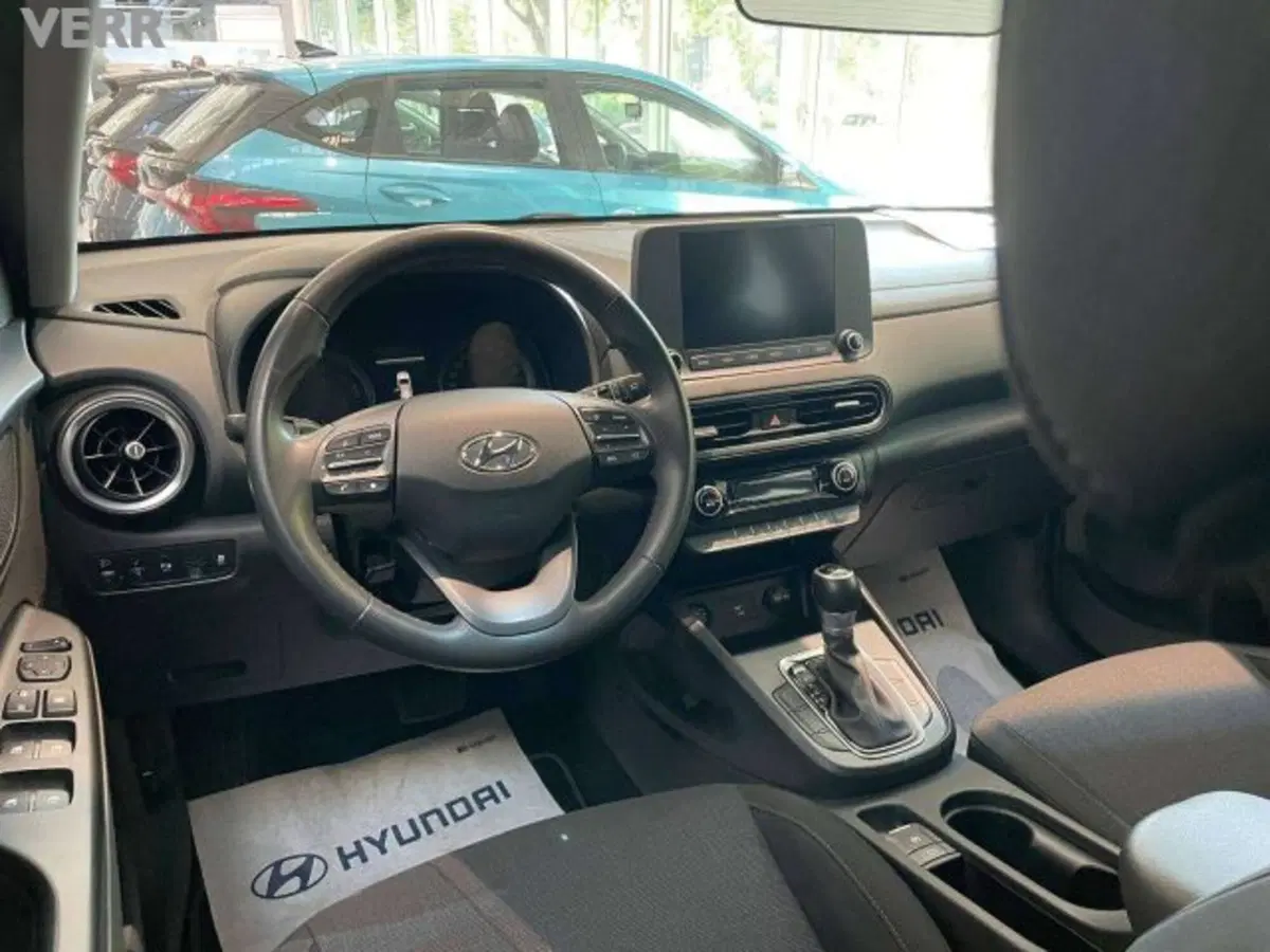 Hyundai Kona usata a Milano (6)