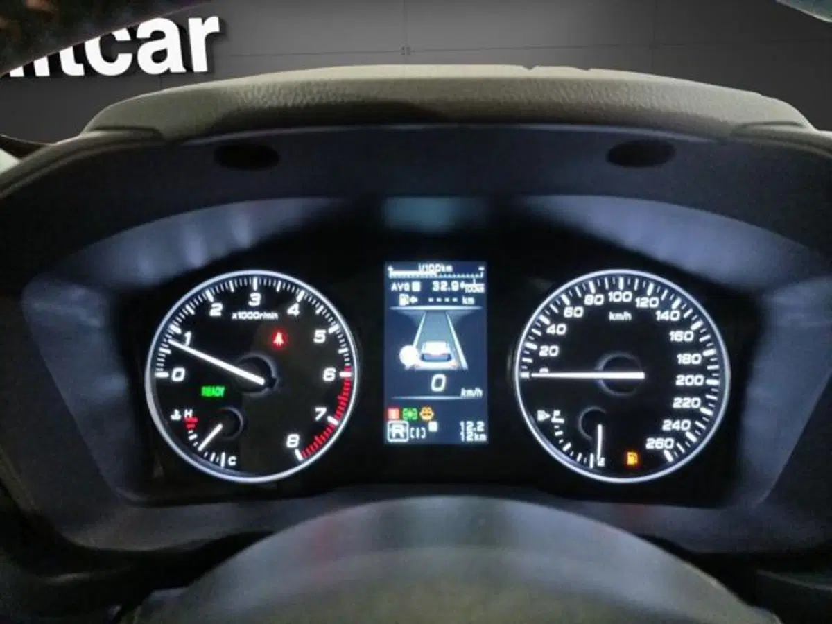 Subaru Forester nuova a Milano (16)