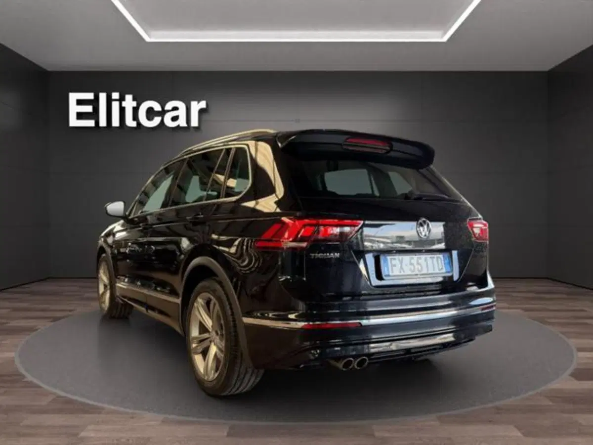 Volkswagen Tiguan usata a Milano (6)