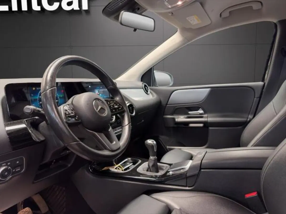 Mercedes-Benz Classe B usata a Milano (10)