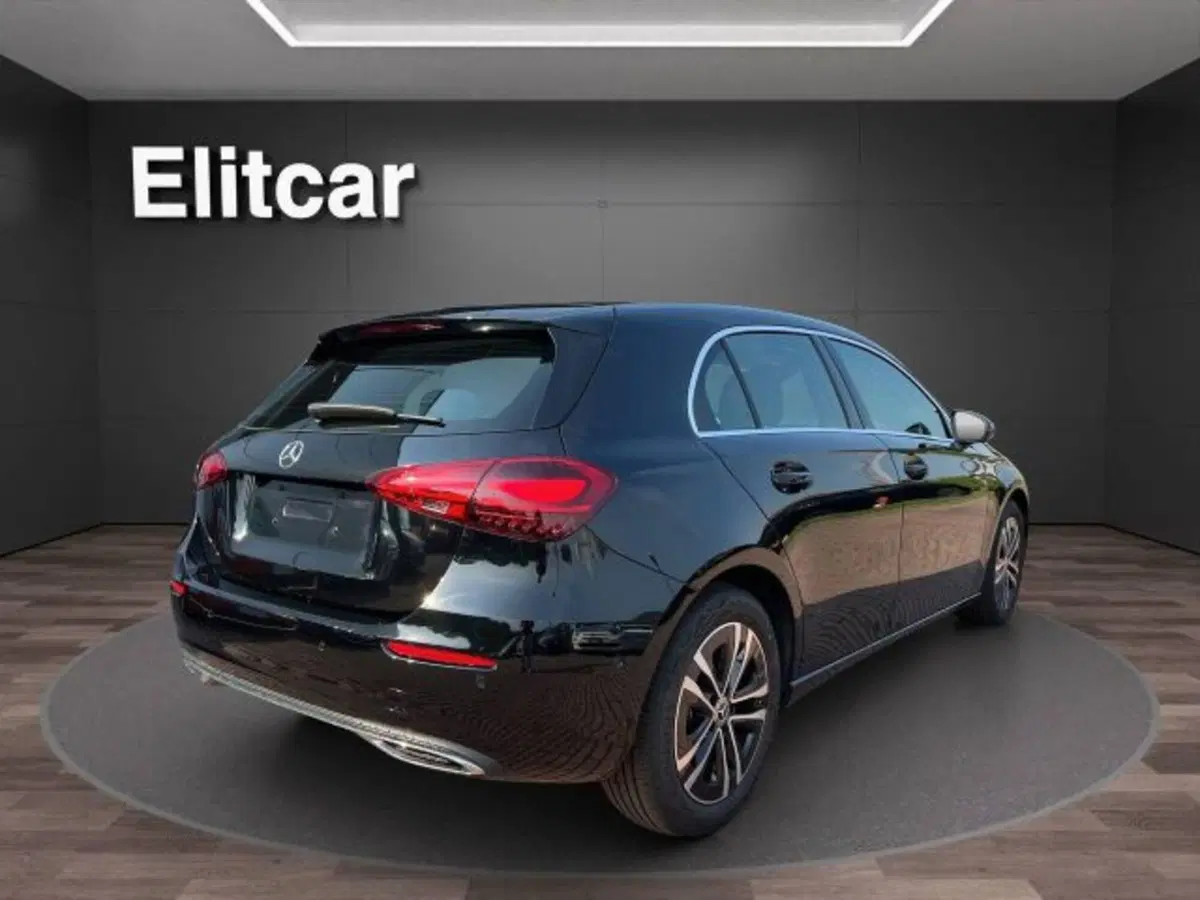 Mercedes-Benz Classe A Sedan usata a Novara (7)