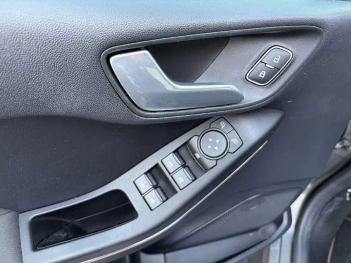 Ford Fiesta usata a Lodi (13)