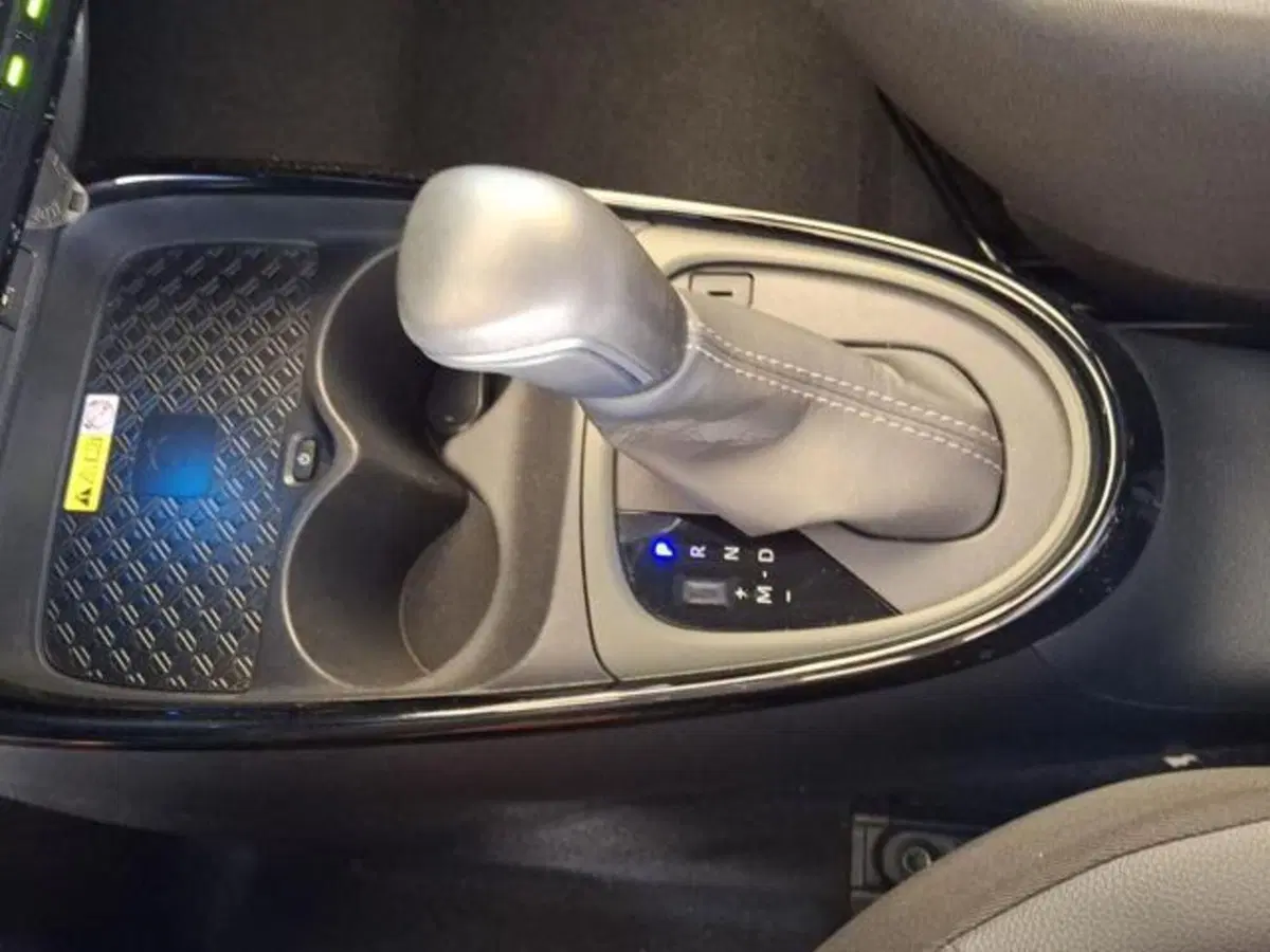 Toyota Aygo X usata a Roma (12)