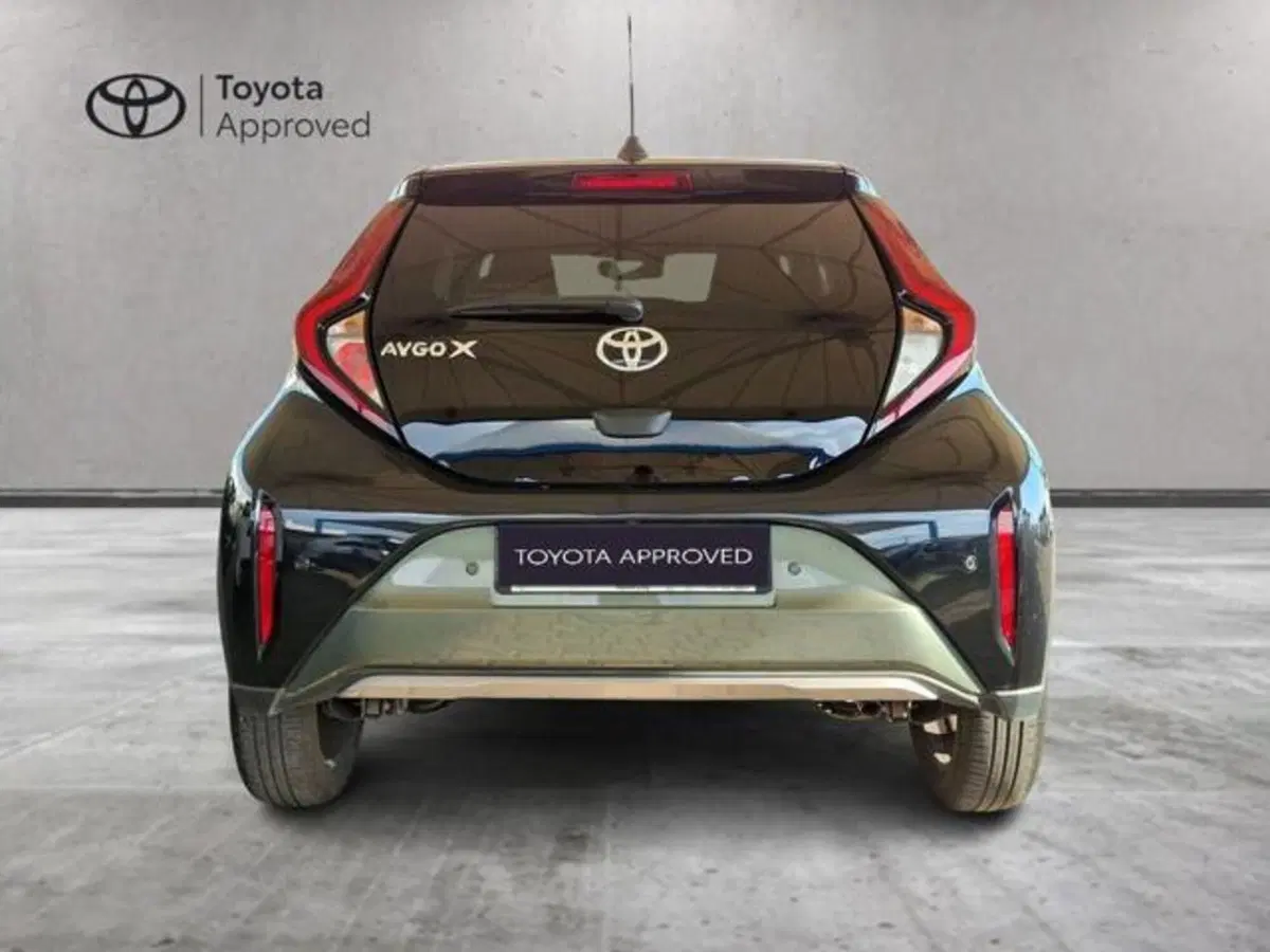 Toyota Aygo X usata a Roma (14)