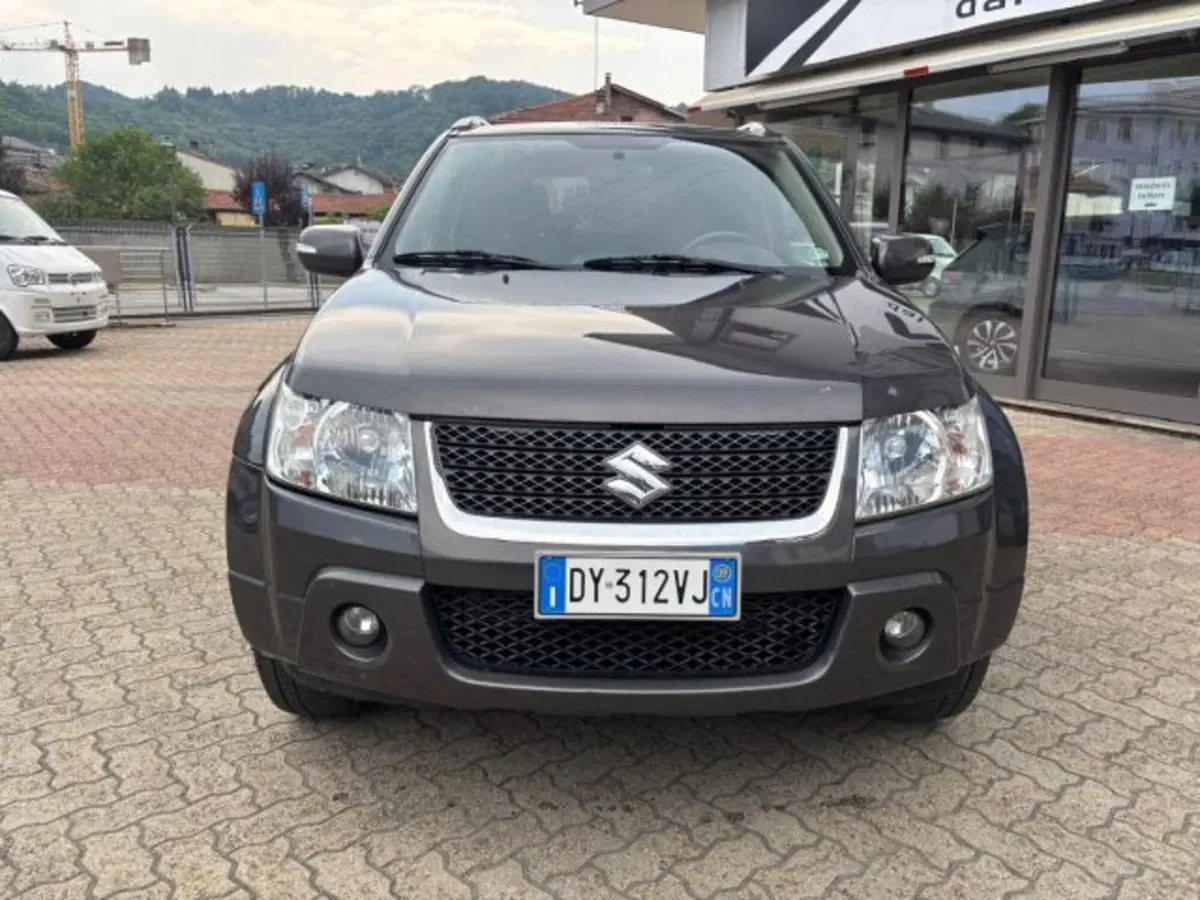 Suzuki Grand Vitara usata a Cuneo (2)