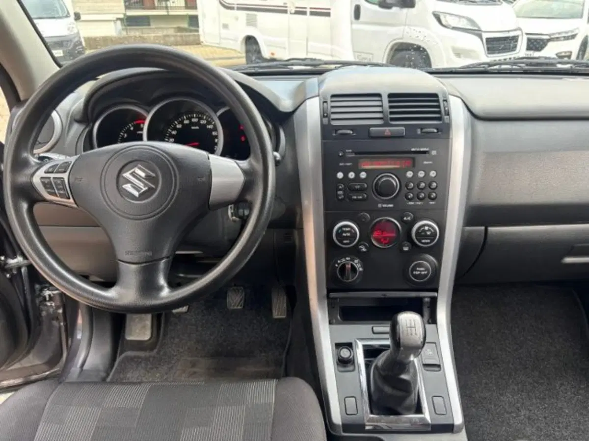 Suzuki Grand Vitara usata a Cuneo (7)