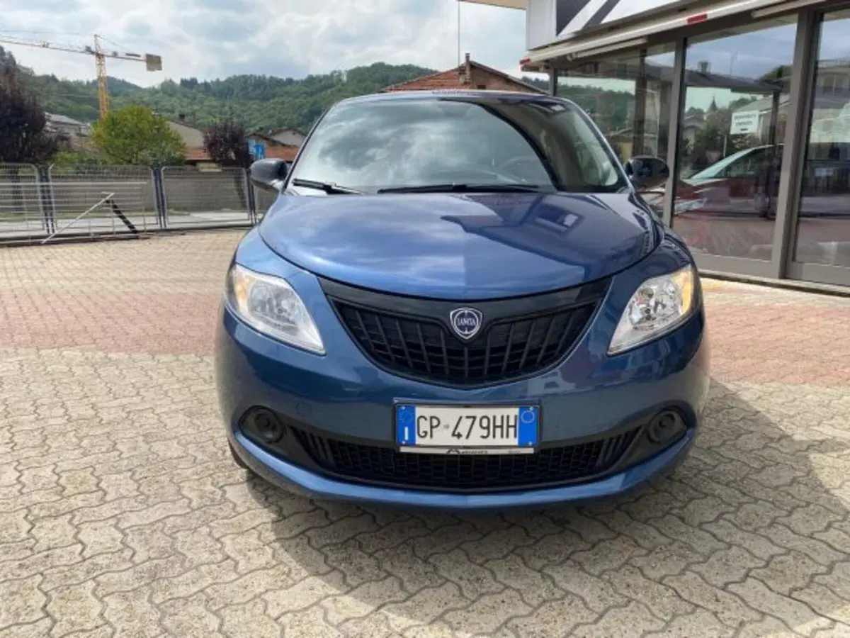 Lancia Ypsilon usata a Cuneo (3)