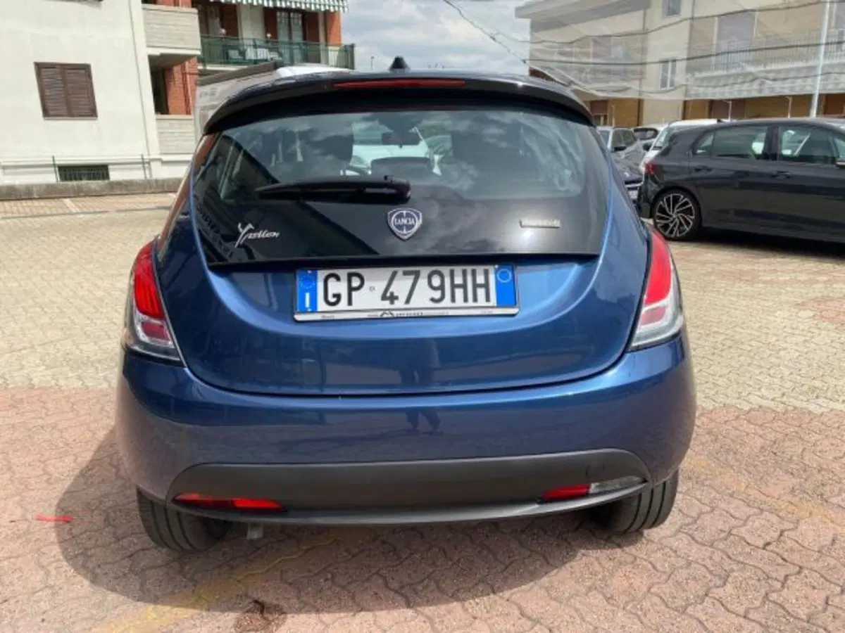 Lancia Ypsilon usata a Cuneo (5)