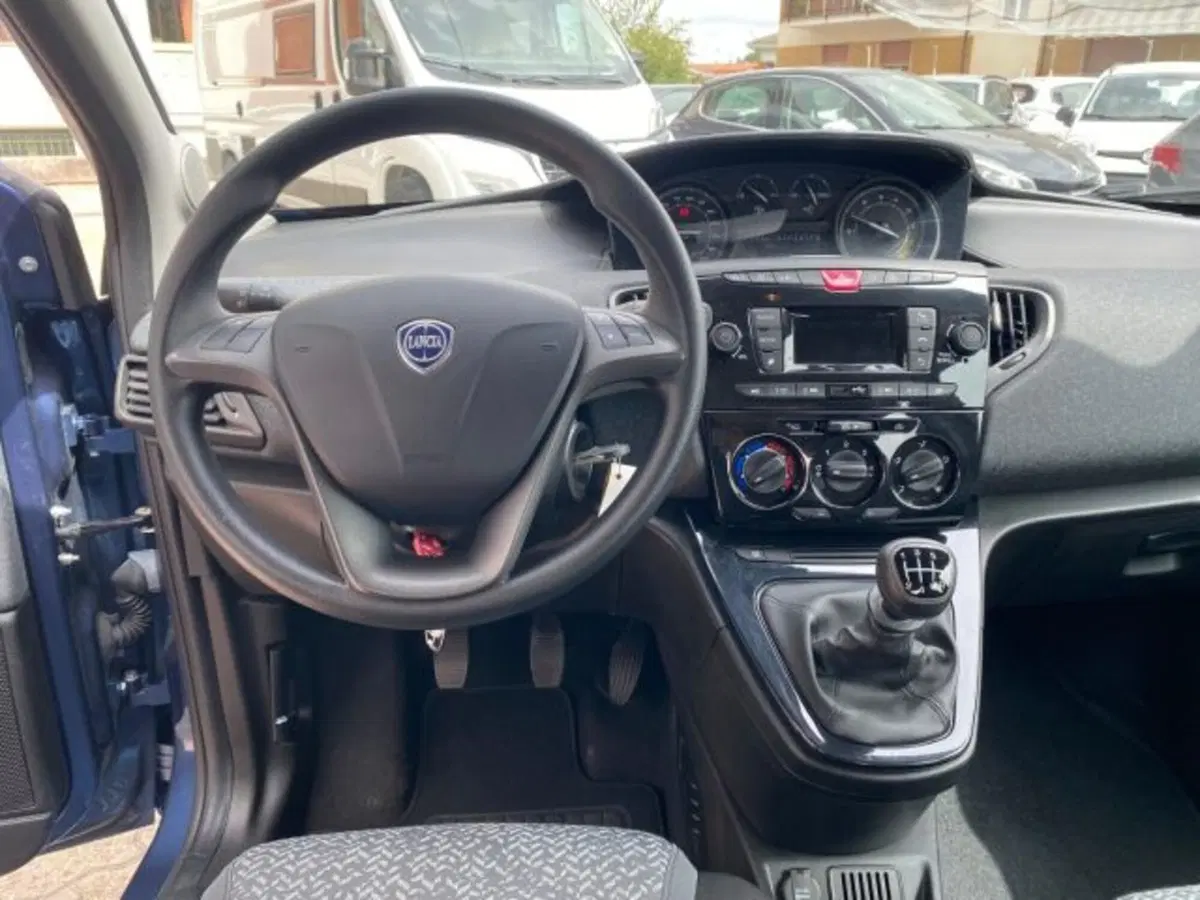 Lancia Ypsilon usata a Cuneo (7)