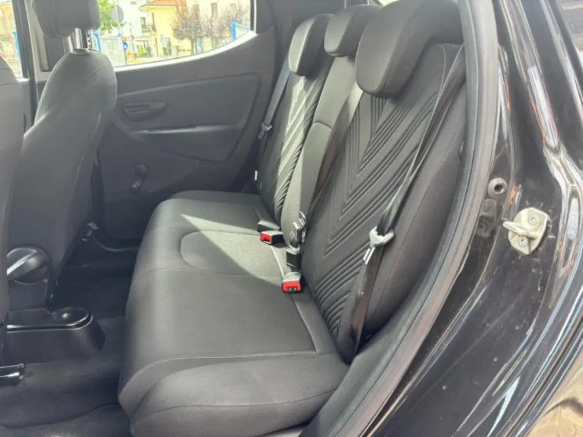 Lancia Ypsilon usata a Cuneo (15)