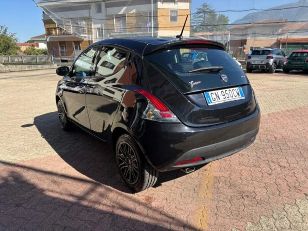 Lancia Ypsilon usata a Cuneo (4)