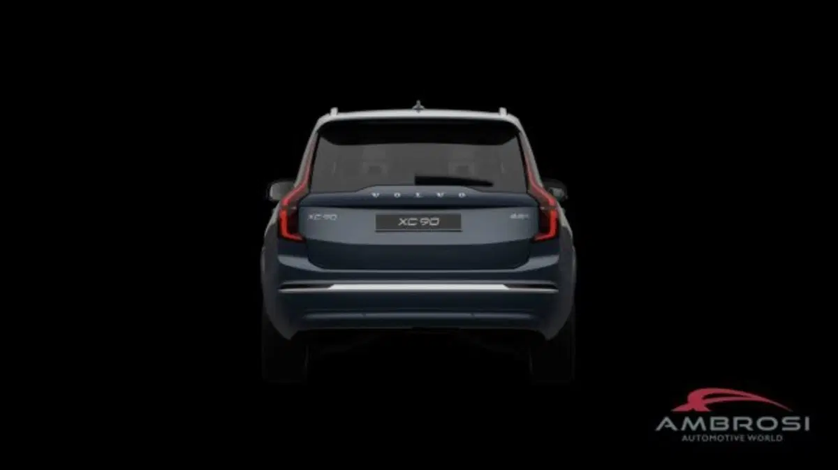 Volvo XC90 nuova a Perugia (4)