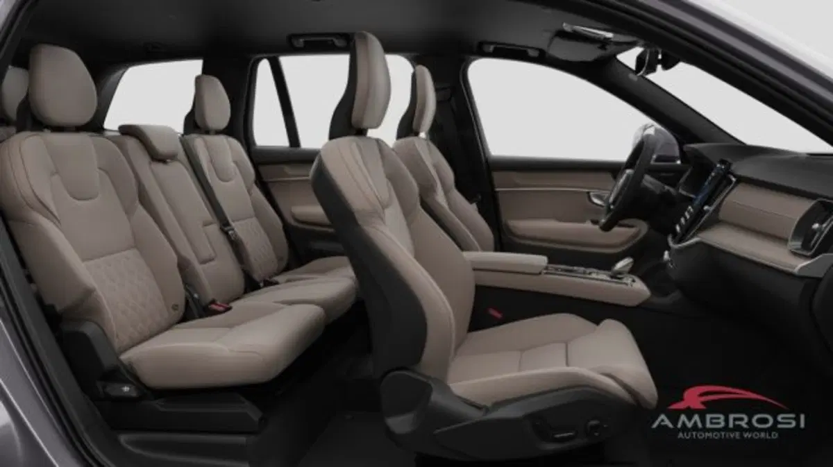 Volvo XC90 nuova a Perugia (13)