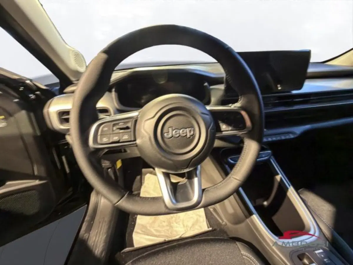 Jeep Avenger nuova a Perugia (14)
