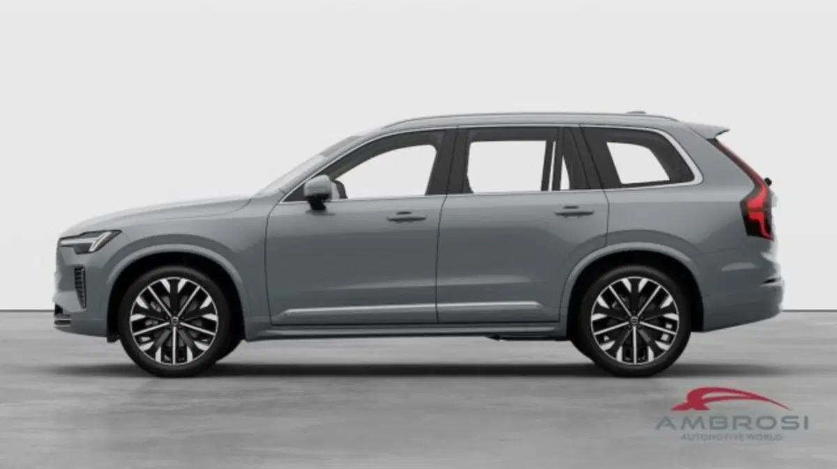 Volvo XC90 nuova a Perugia (2)