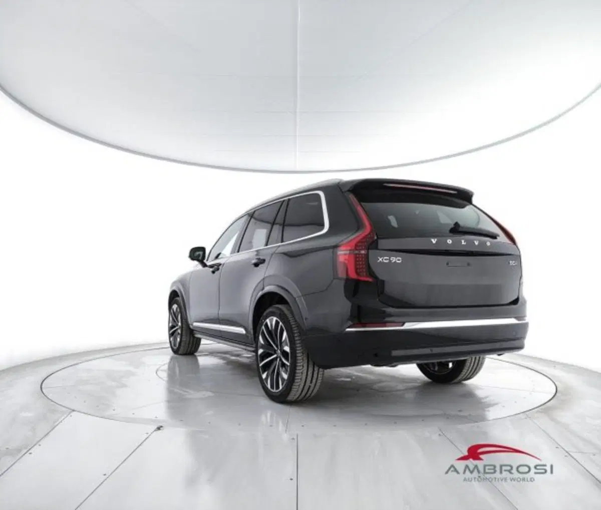 Volvo XC90 nuova a Perugia (4)
