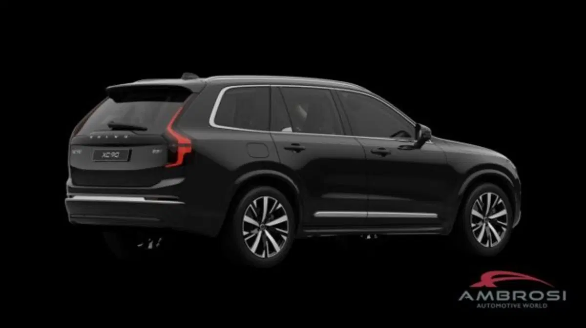 Volvo XC90 nuova a Perugia (5)