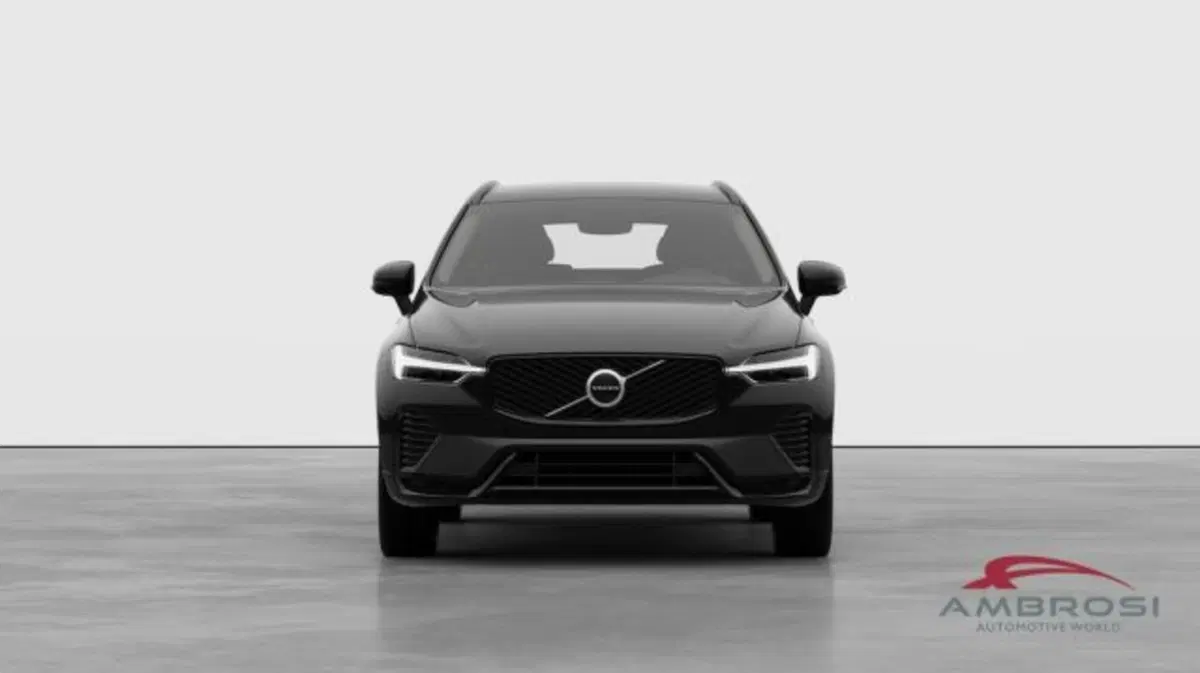Volvo XC60 nuova a Perugia (7)