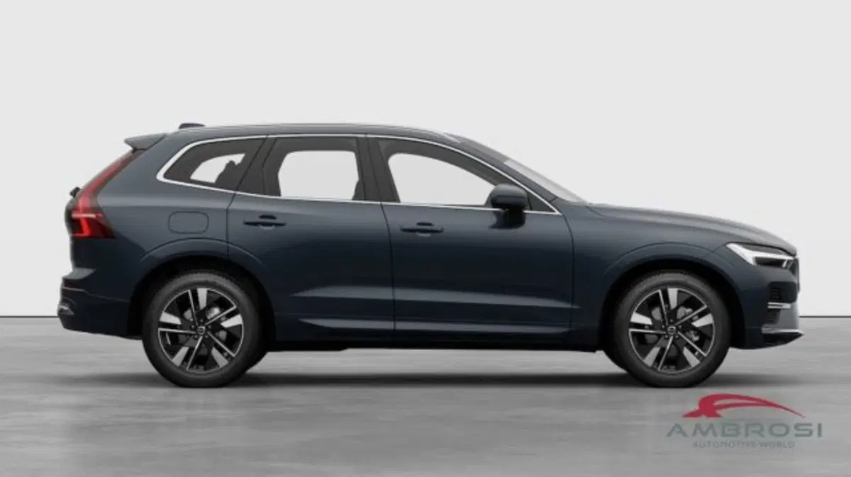 Volvo XC60 nuova a Perugia (5)