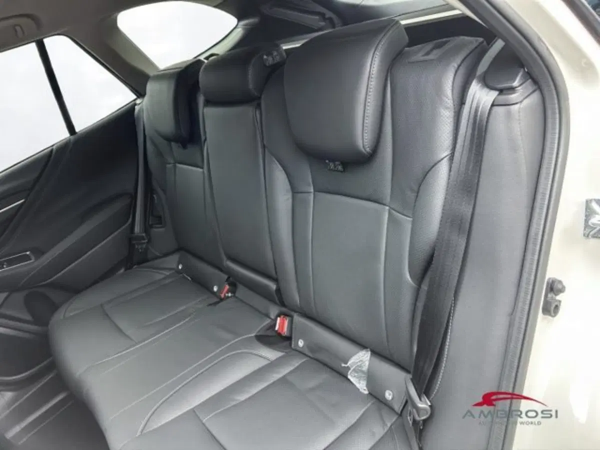 Subaru Outback nuova a Perugia (11)