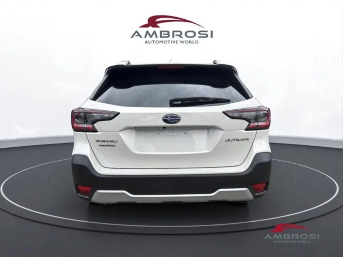 Subaru Outback nuova a Perugia (8)