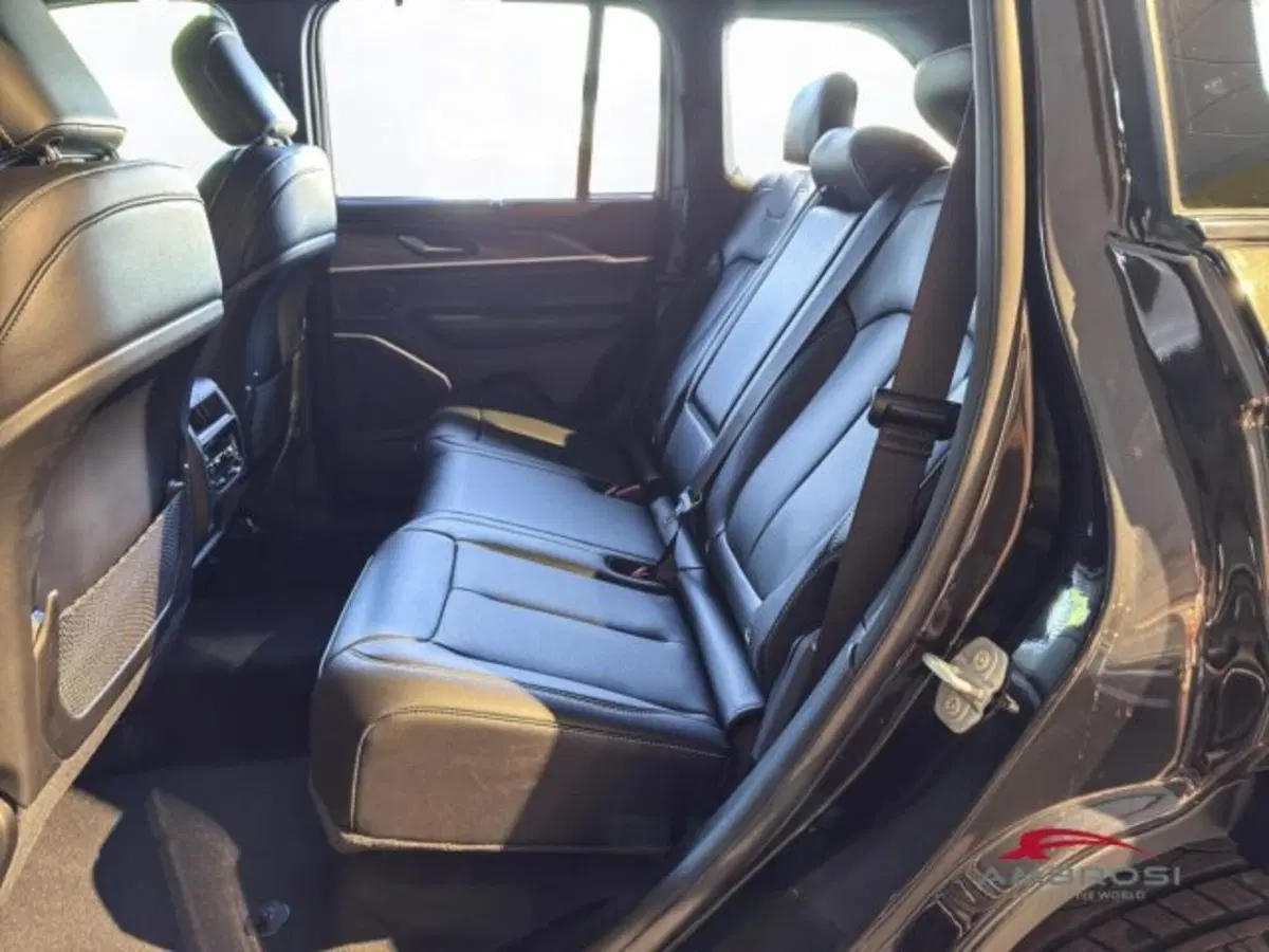 Jeep Grand Cherokee nuova a Perugia (10)