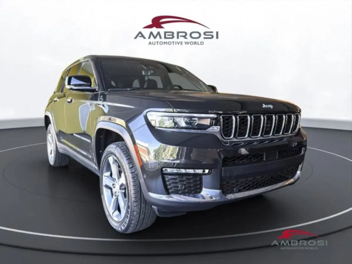 Jeep Grand Cherokee nuova a Perugia (2)