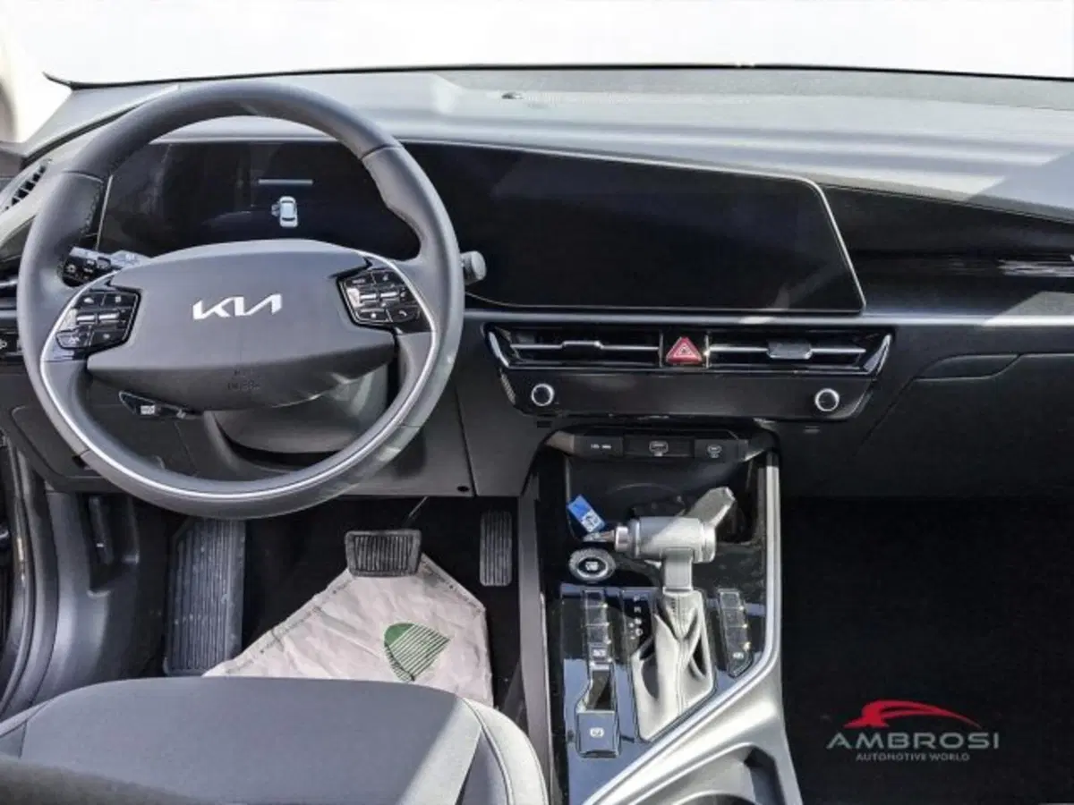 Kia Niro nuova a Perugia (14)