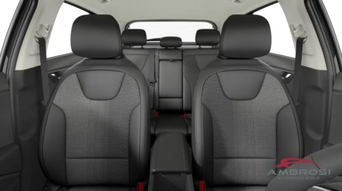 Kia Niro nuova a Perugia (12)