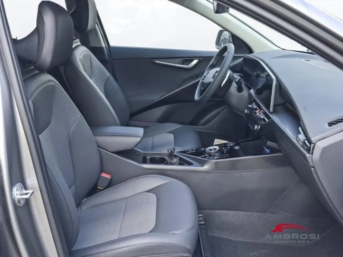 Kia Niro nuova a Perugia (12)