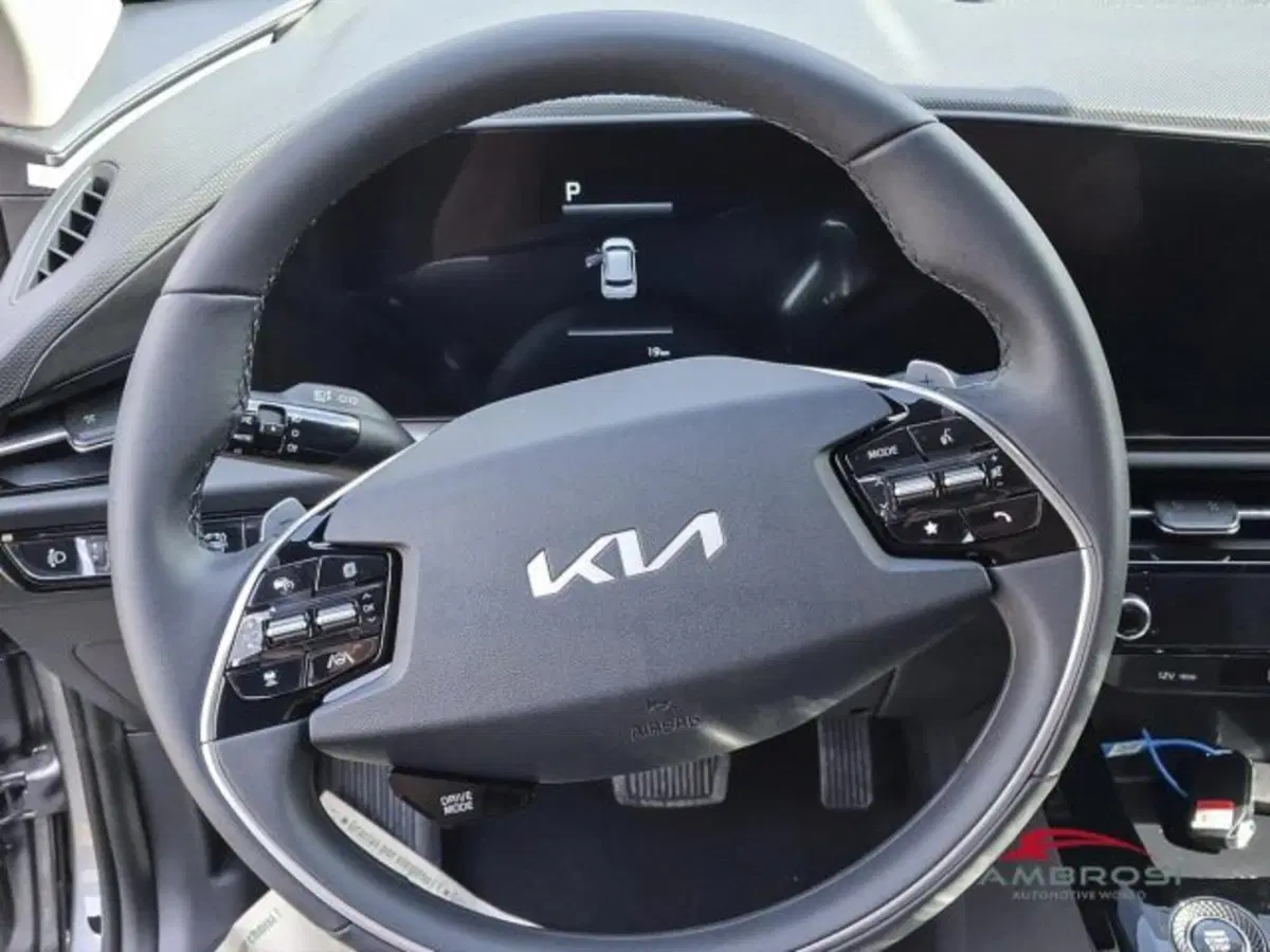 Kia Niro nuova a Perugia (13)