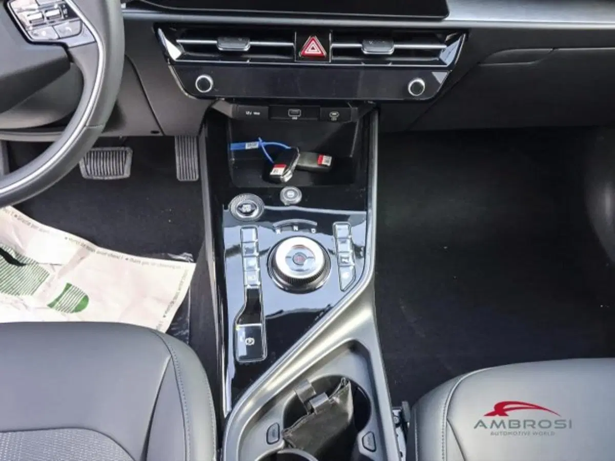 Kia Niro nuova a Perugia (15)
