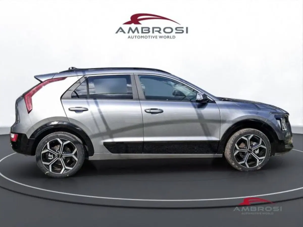 Kia Niro nuova a Perugia (5)