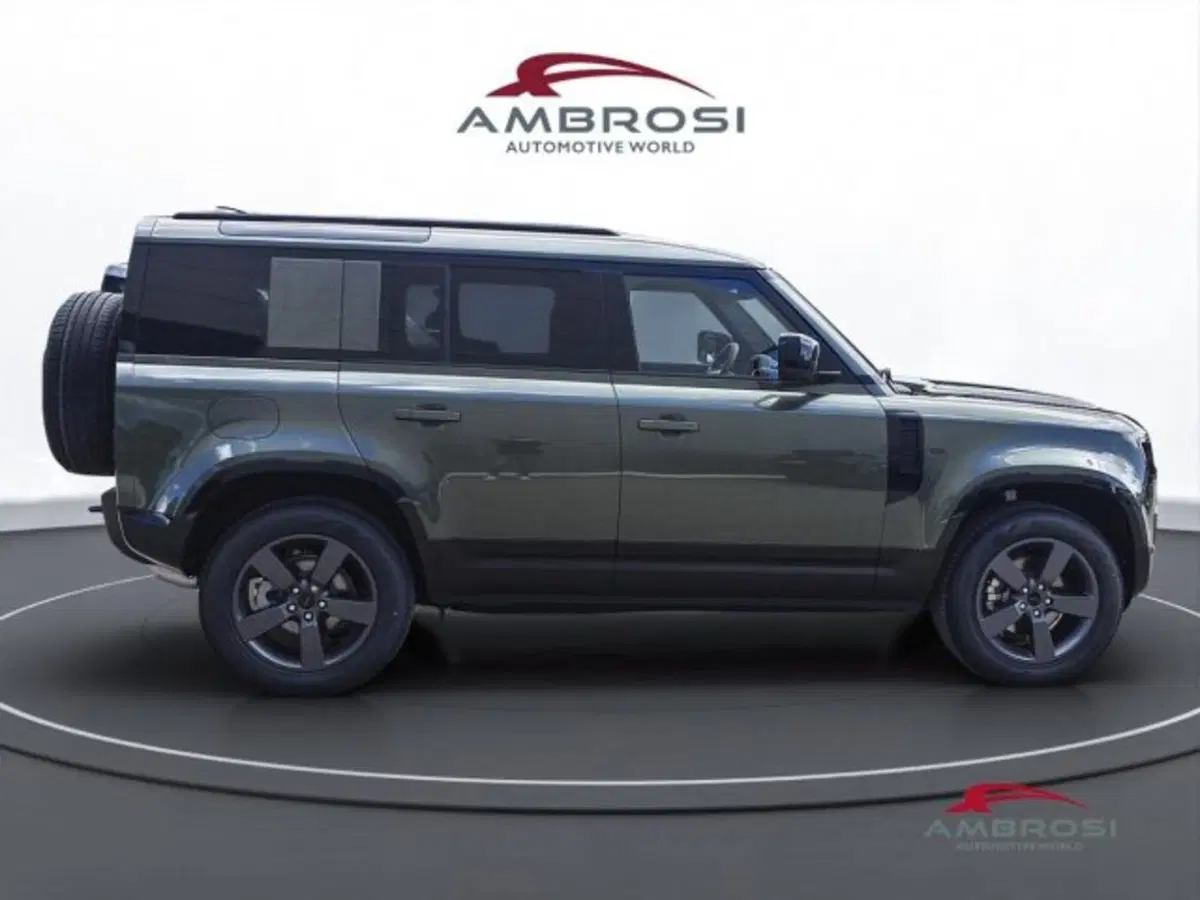 Land Rover Defender nuova a Perugia (5)
