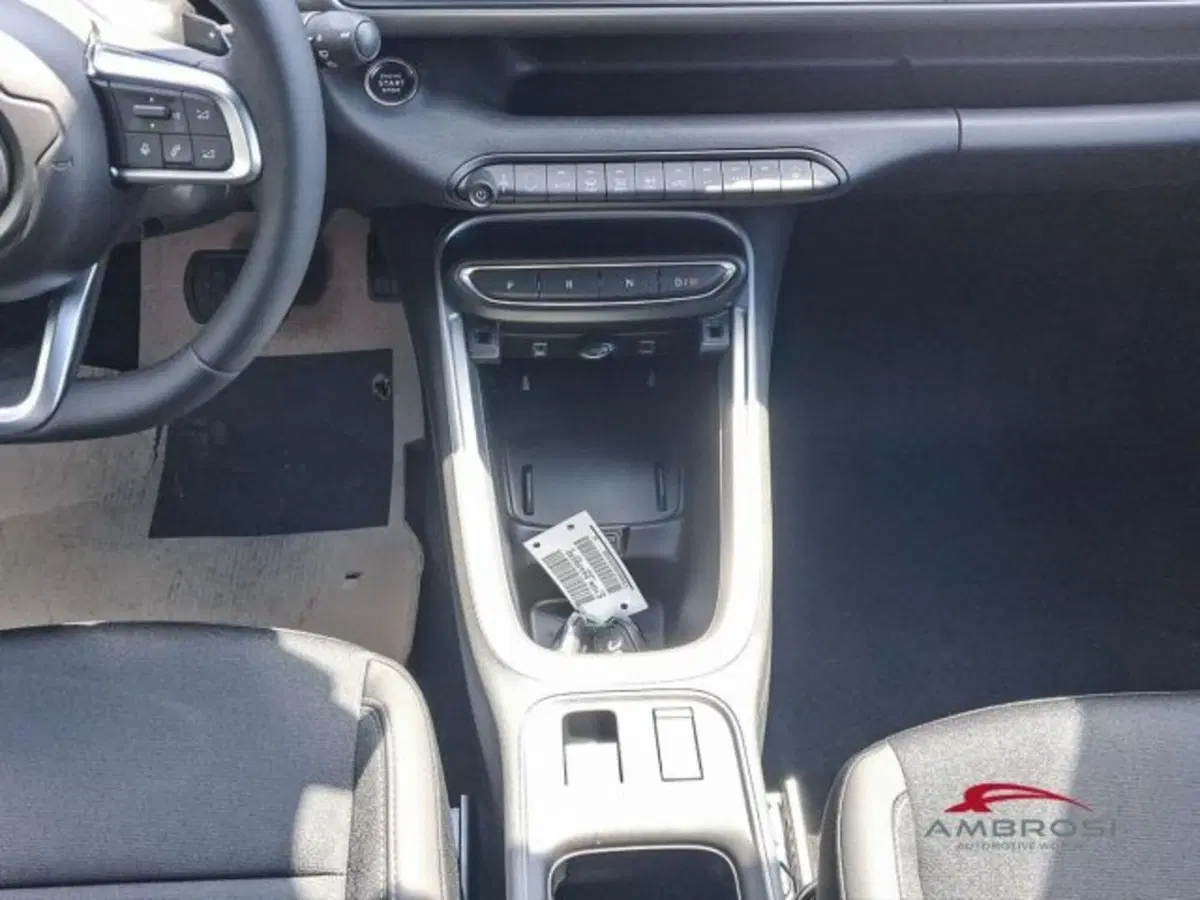 Jeep Avenger nuova a Perugia (15)