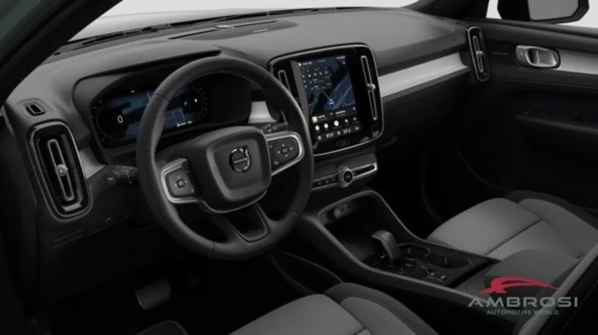 Volvo XC40 nuova a Perugia (10)