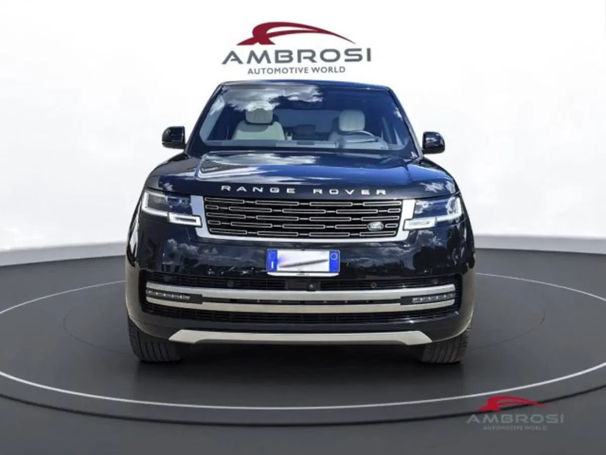 Land Rover Range Rover nuova a Perugia (7)