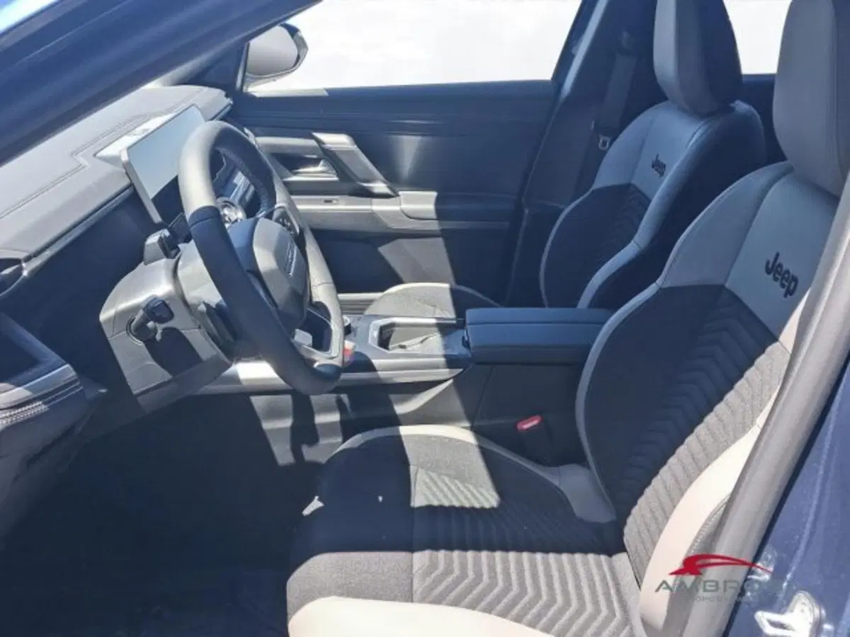 Jeep Compass nuova a Perugia (10)