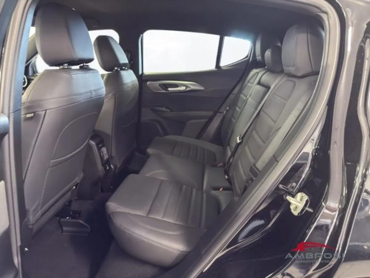 Alfa Romeo Tonale nuova a Perugia (10)